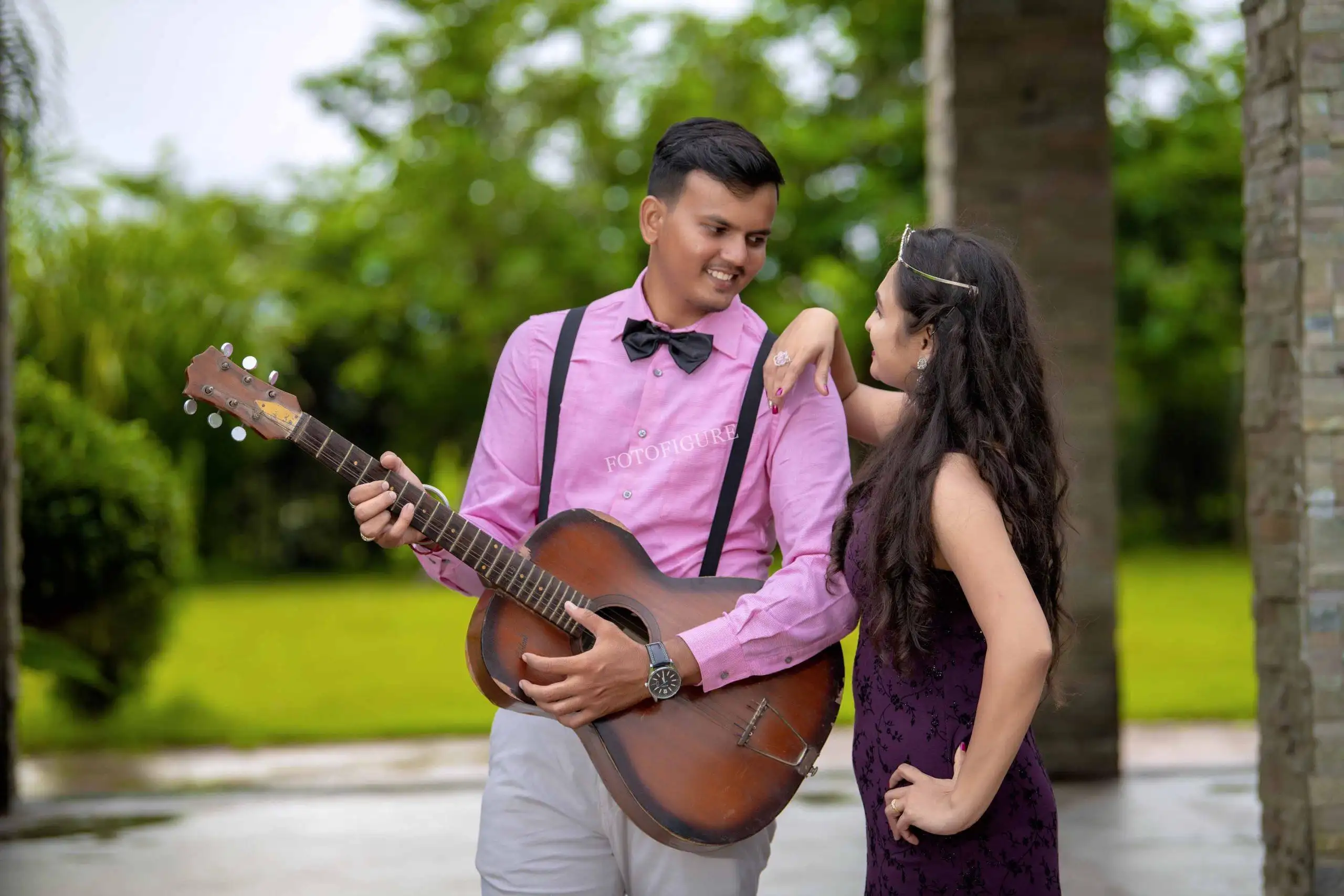 Eyes Locked in Love: Capturing a Moment of Endless Smiles and Connection